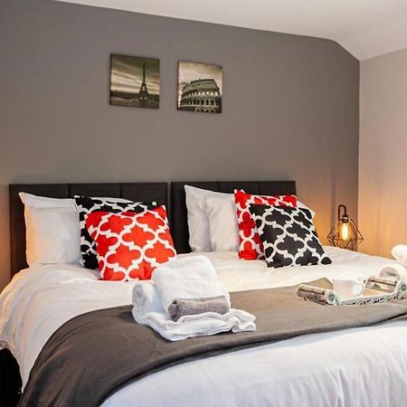 Fabulous Newly Refurbished Apartment - Great Links Bury  Exterior photo